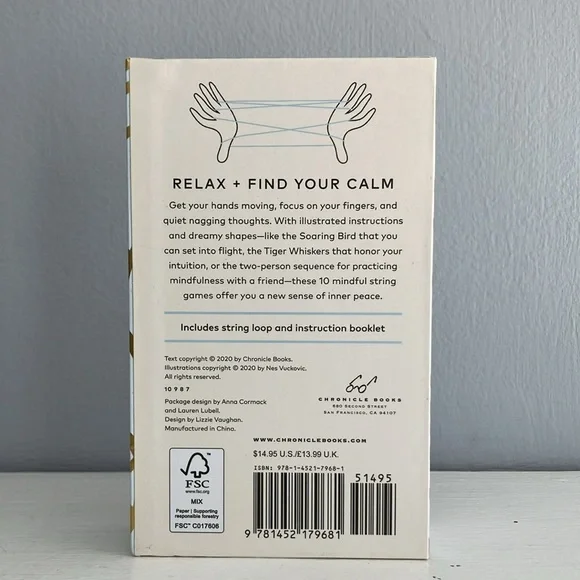 Chronicle Books - Mindful String Games - Picture 2 of 5